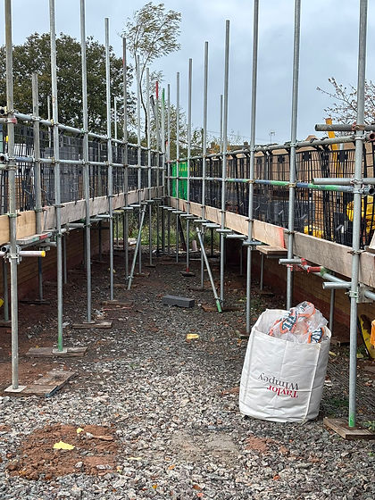 DR Access scaffolding installed around a working building