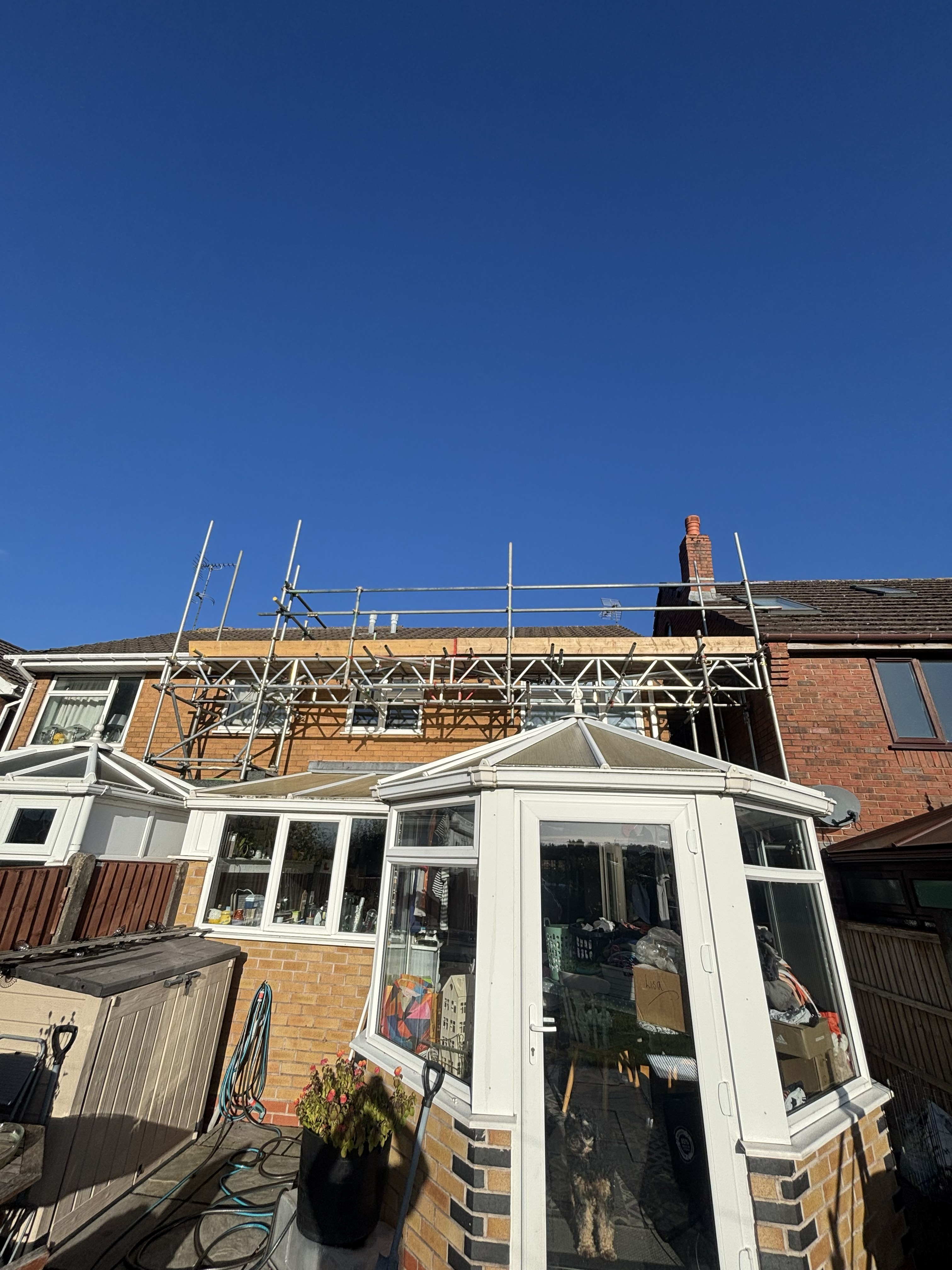 DR Access scaffold access arranged around a residential property