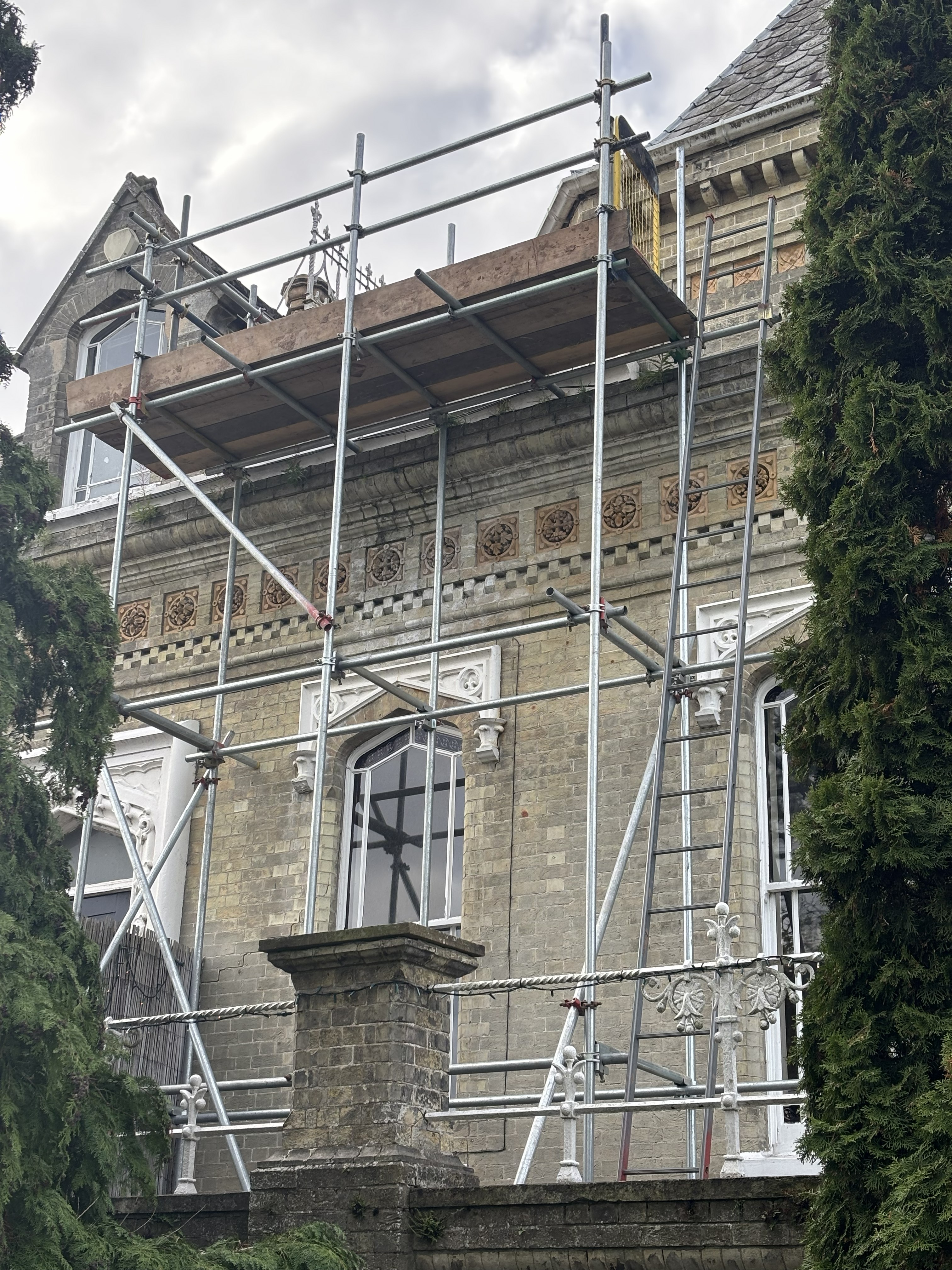 DR Access scaffold structure on a project site