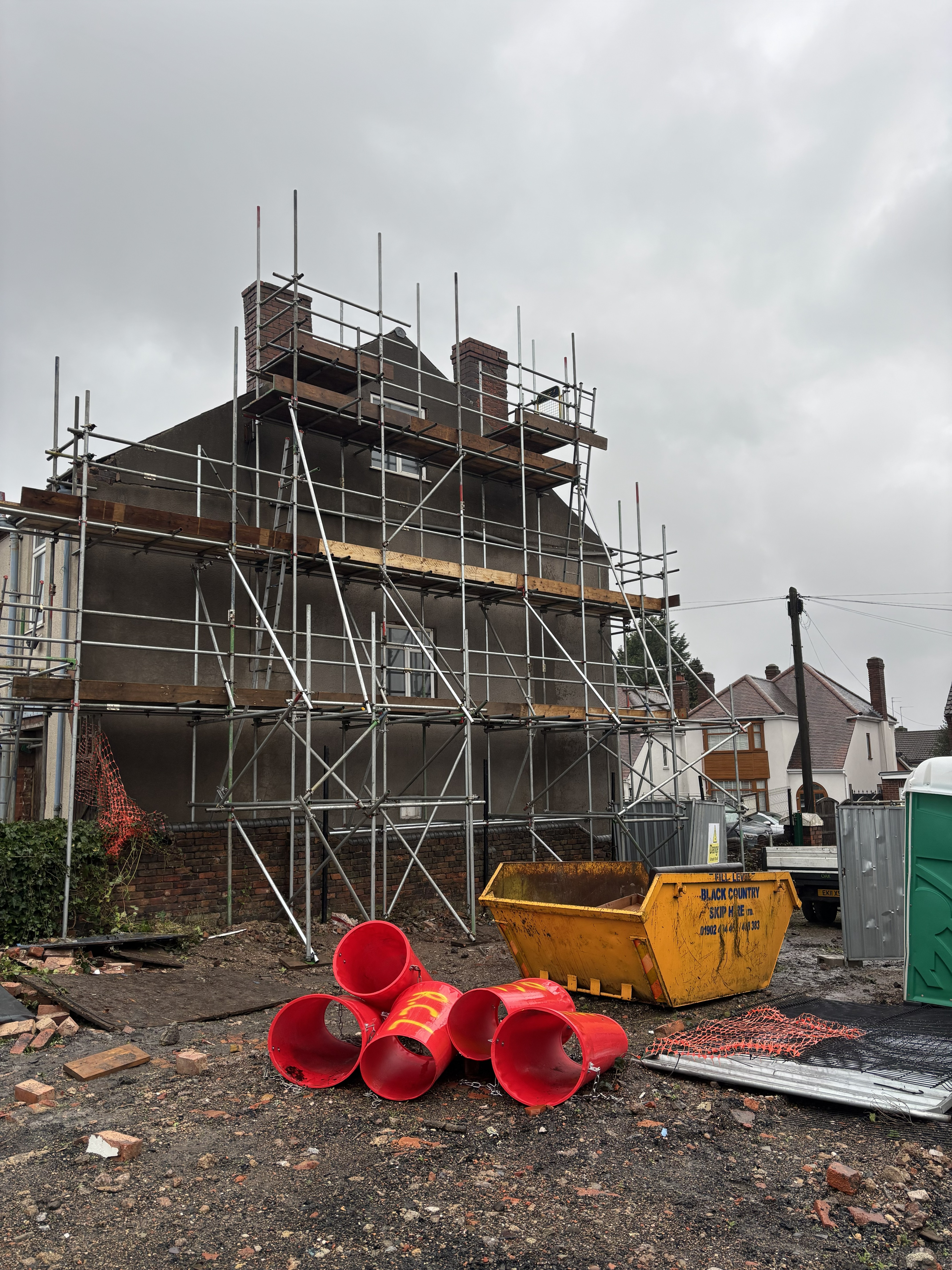 Scaffold access supporting urgent repair work